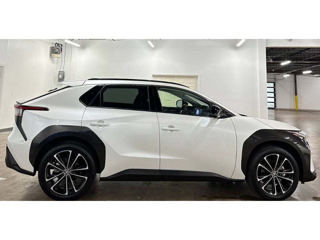 2023 Toyota bZ4X Limited