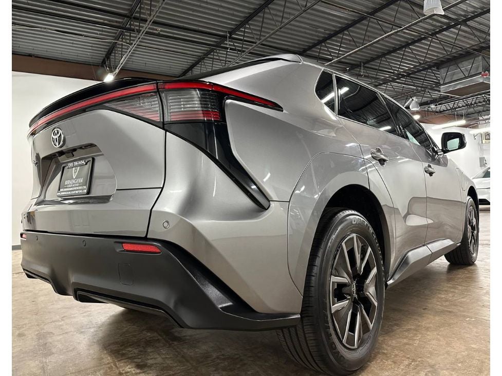 2026 Toyota bZ XLE Plus