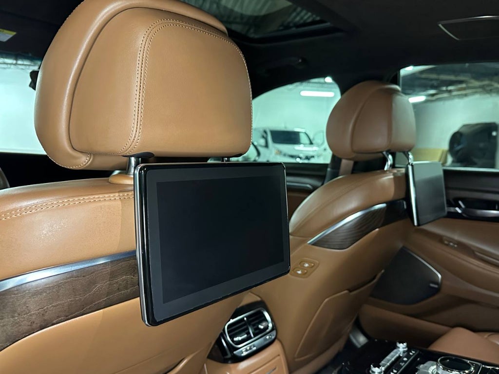 2022 Genesis G90 5.0L Ultimate