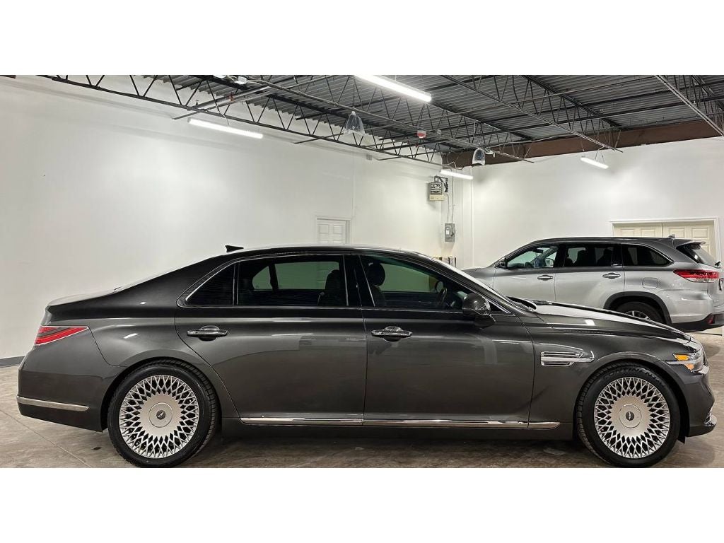 2022 Genesis G90 5.0L Ultimate