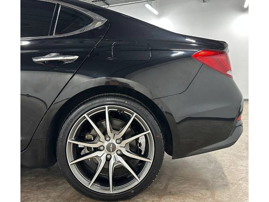 2021 Genesis G70 2.0T