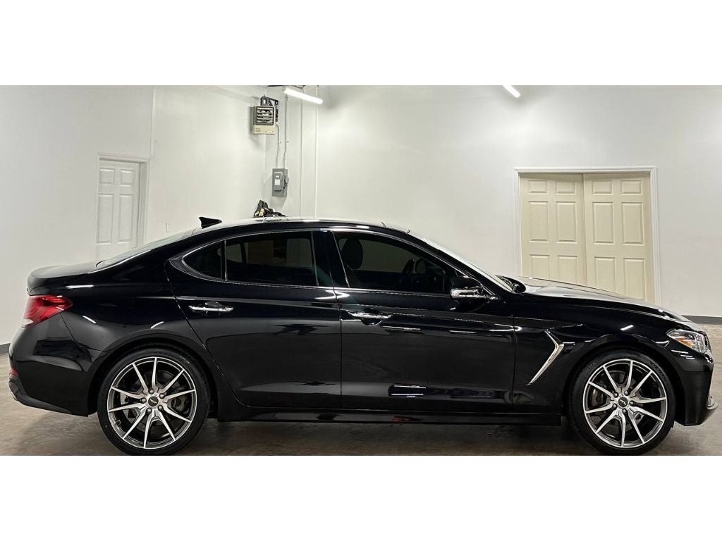 2021 Genesis G70 2.0T