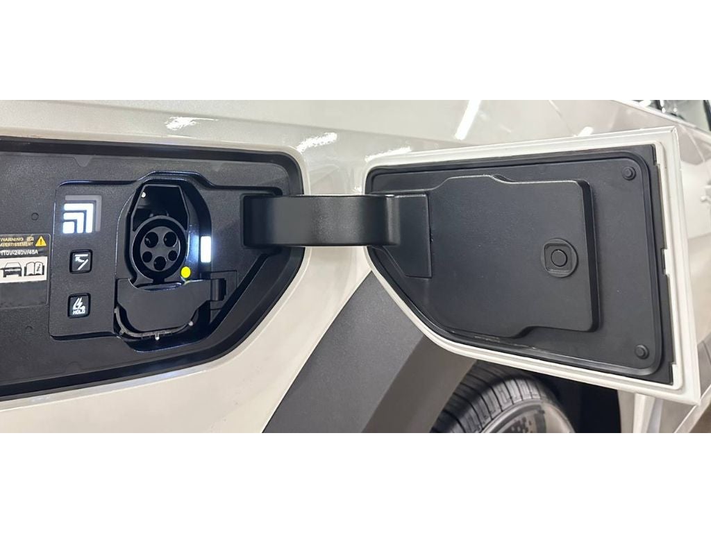 2024 Kia EV9 Light SR