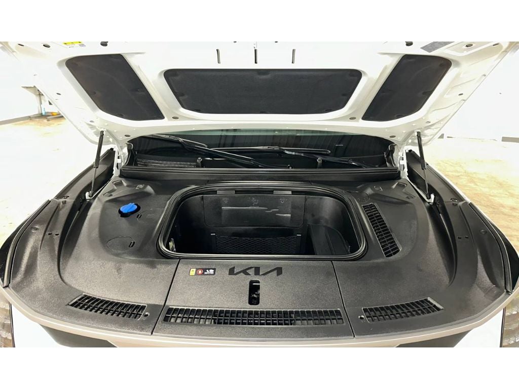 2024 Kia EV9 Light SR