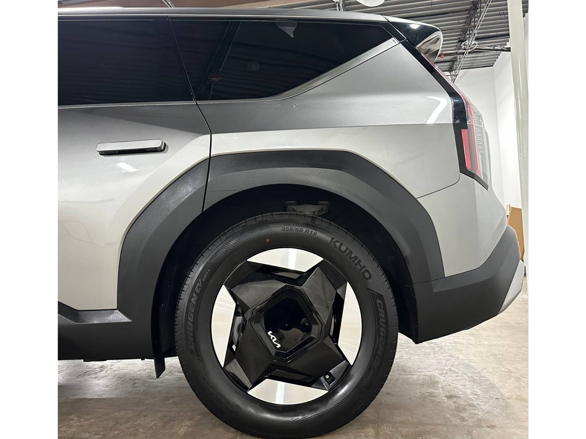 2024 Kia EV9 Light LR