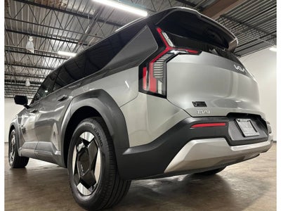 2024 Kia EV9 Light LR