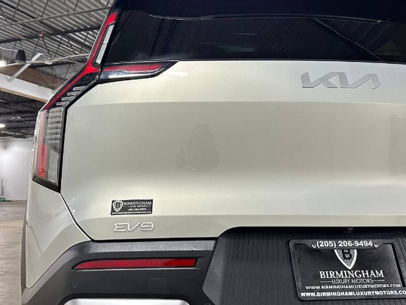 2024 Kia EV9 Wind
