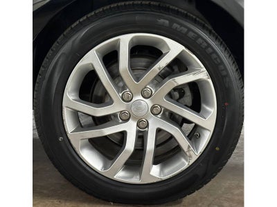 2015 Land Rover LR4 LUX