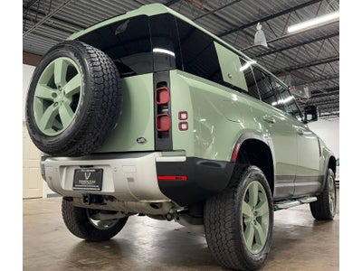 2023 Land Rover Defender 110 XS