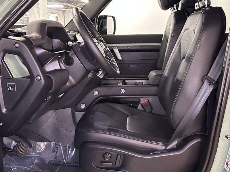 2023 Land Rover Defender 110 XS