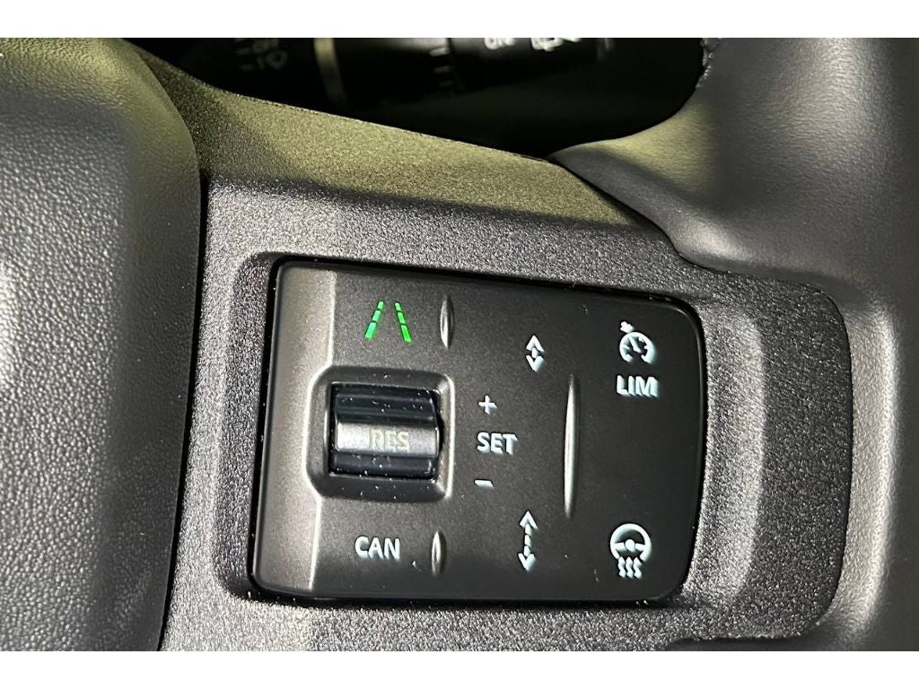 2023 Land Rover Defender 110 XS