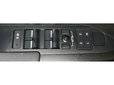 2023 Land Rover Defender 110 XS