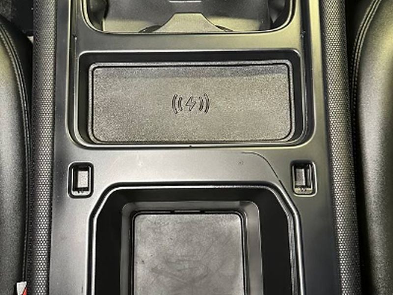 2023 Land Rover Defender 110 XS