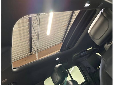 2023 Land Rover Defender 110 XS