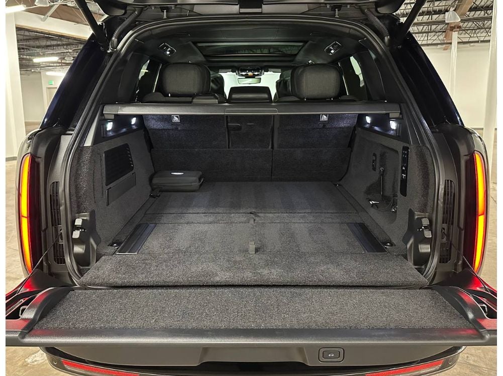 2023 Land Rover Range Rover SV