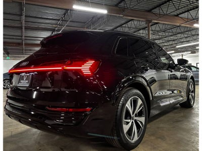 2024 Audi Q8 e-tron Premium