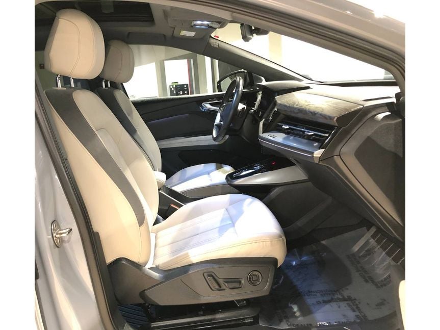 2024 Audi Q4 e-tron Premium Plus