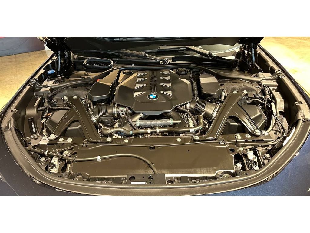 2024 BMW 7 series 760i xDrive