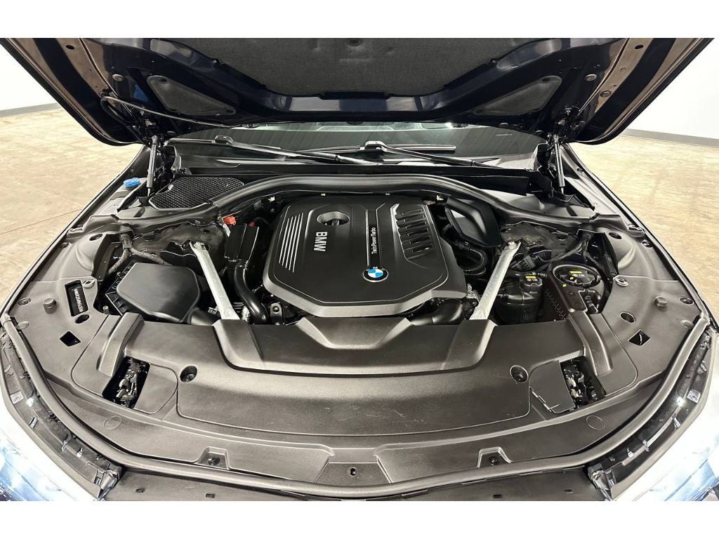 2019 BMW 7 series 740i