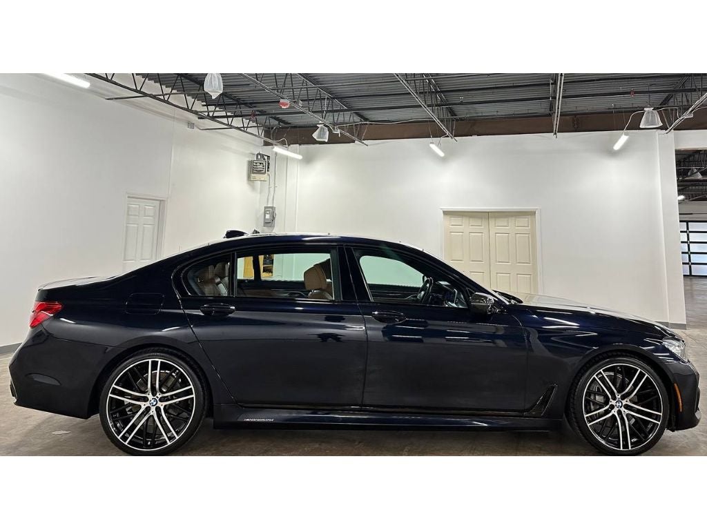 2018 BMW 7 series 740i
