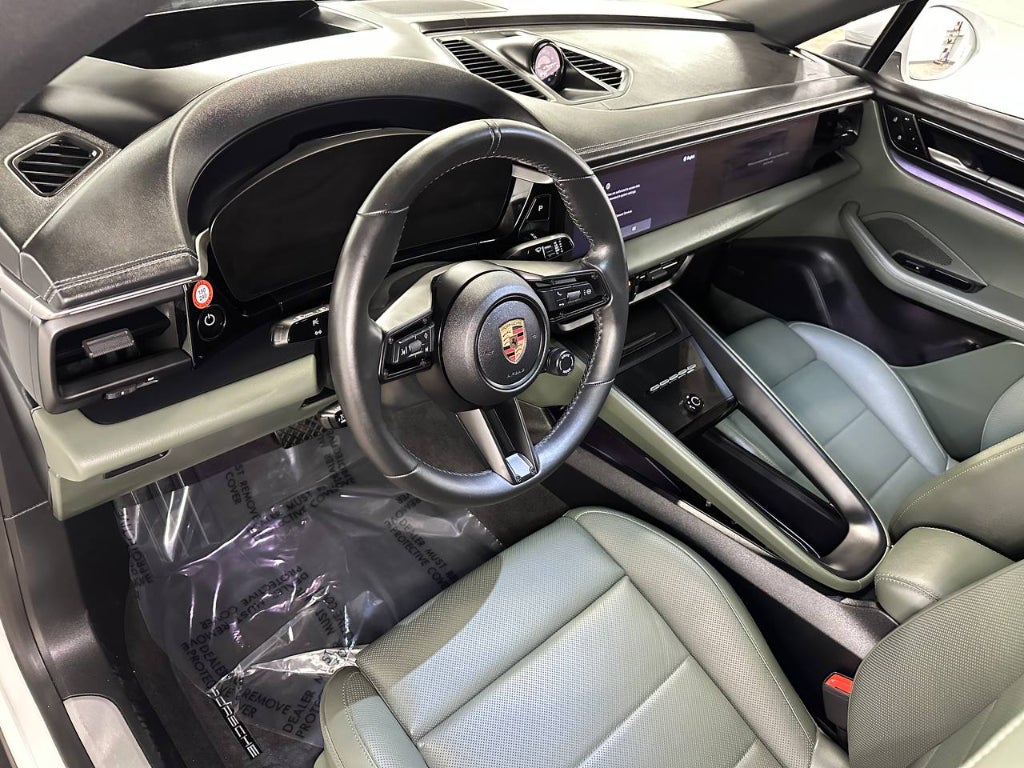 2024 Porsche Macan Electric 4