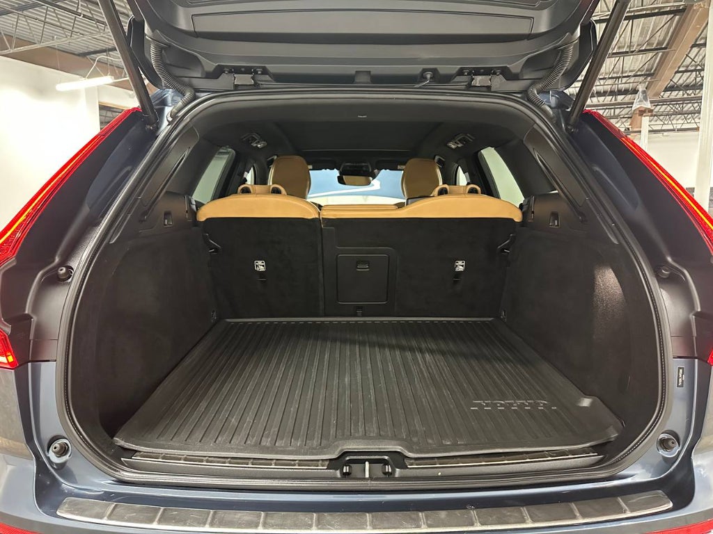 2021 Volvo XC60 Inscription