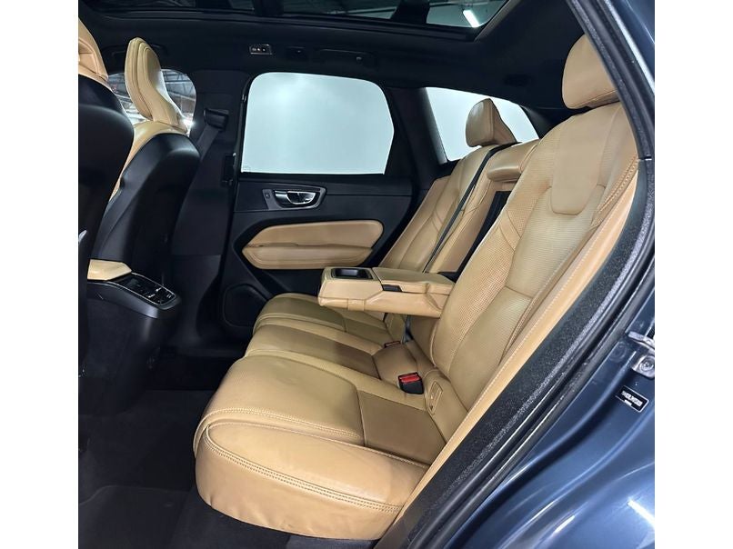 2021 Volvo XC60 Inscription
