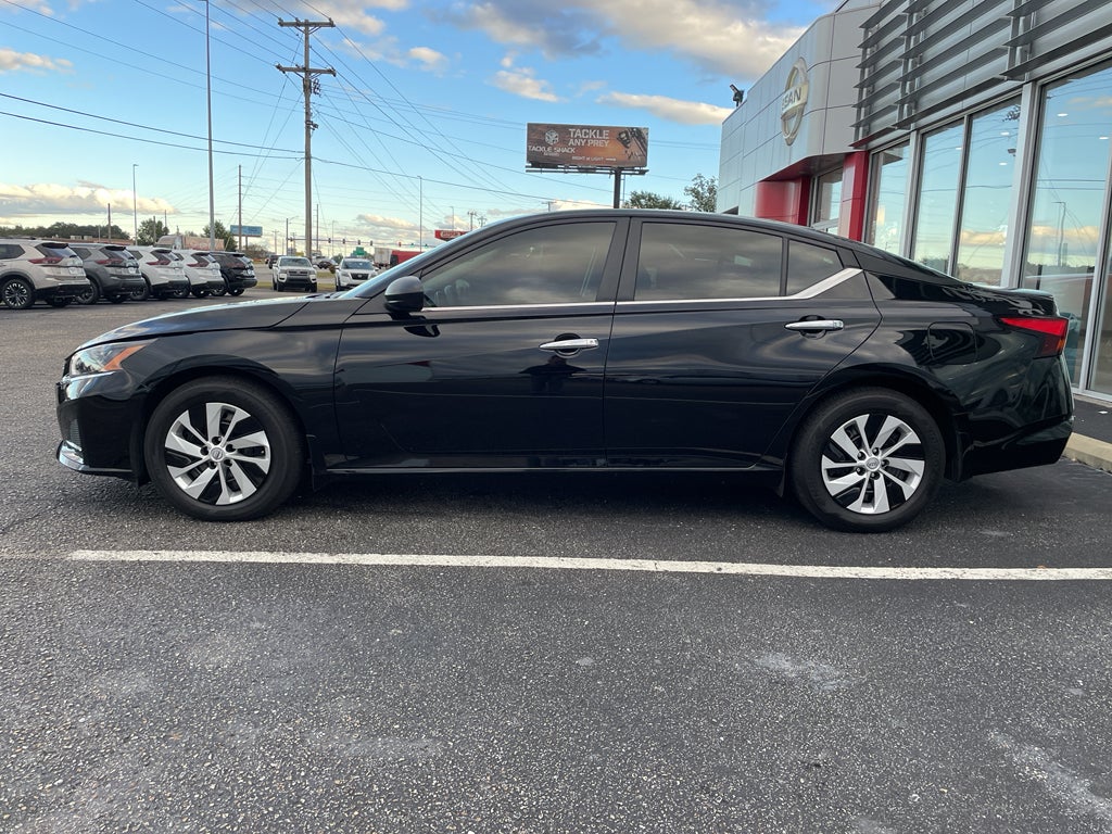 2025 Nissan Altima S