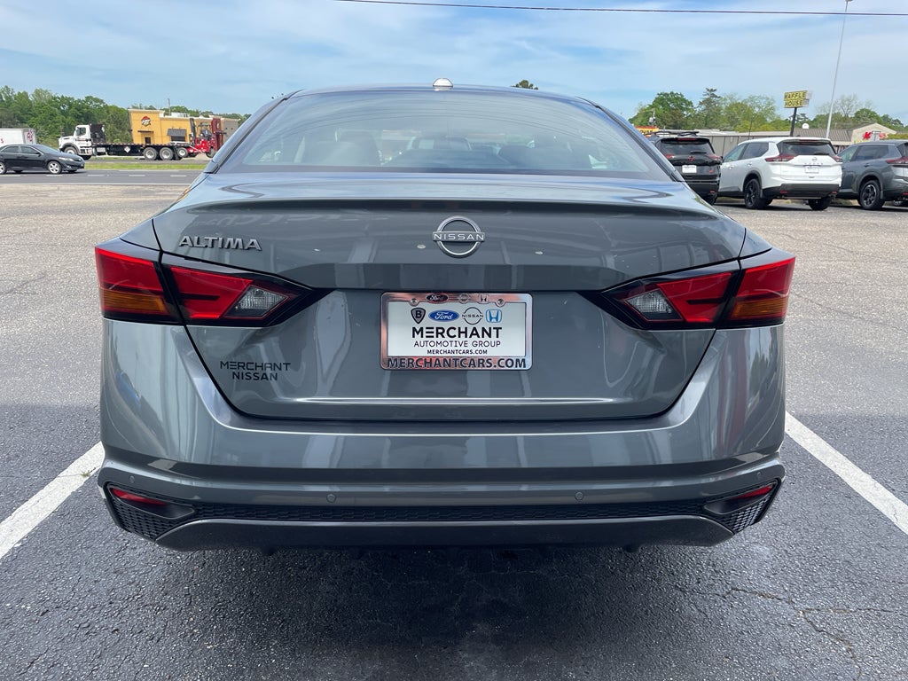 2025 Nissan Altima SV