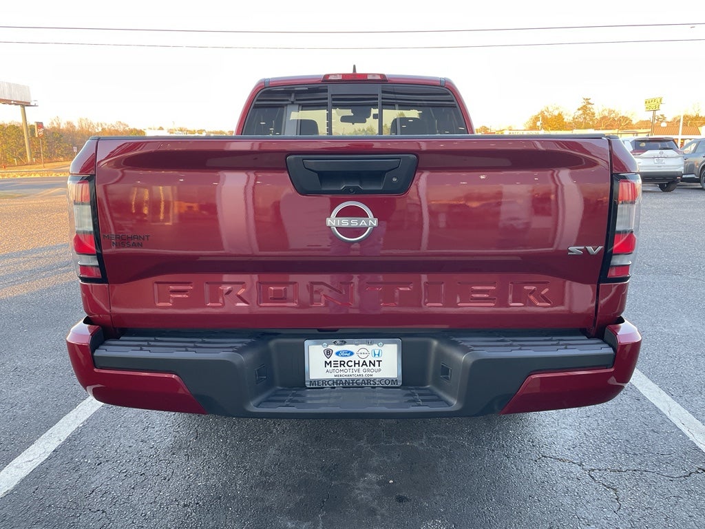 2022 Nissan Frontier SV