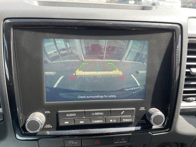 2024 Nissan Frontier SL