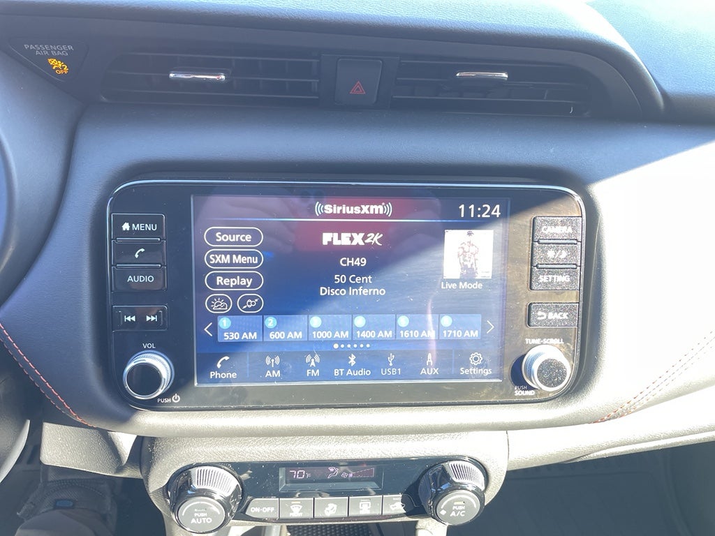 2024 Nissan Kicks SR