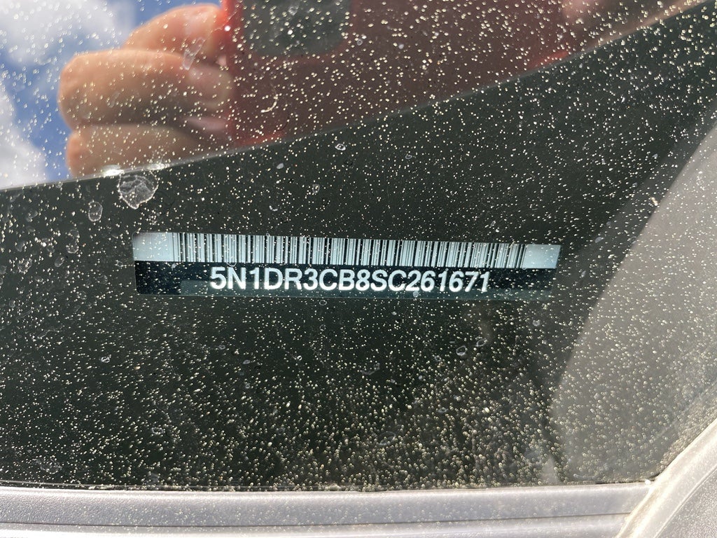 2025 Nissan Pathfinder SL