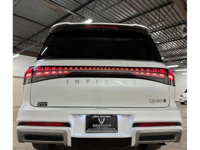 2025 INFINITI QX80 Luxe