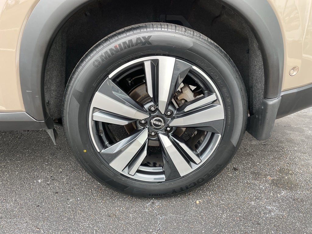 2024 Nissan Rogue SL