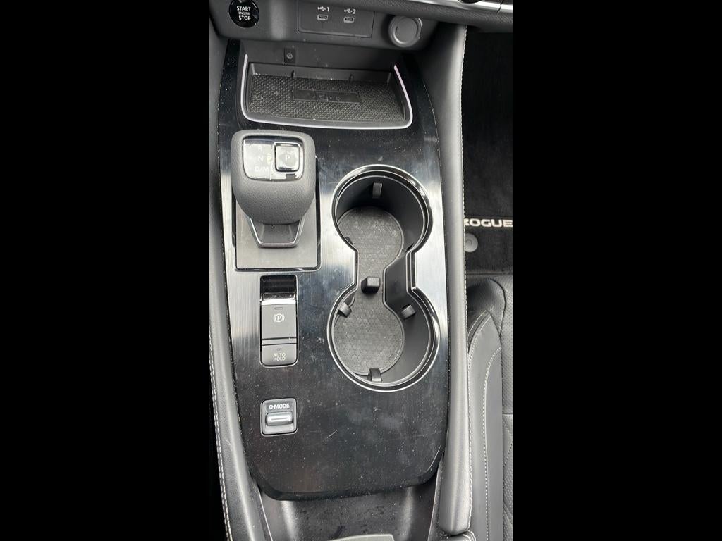 2024 Nissan Rogue Platinum