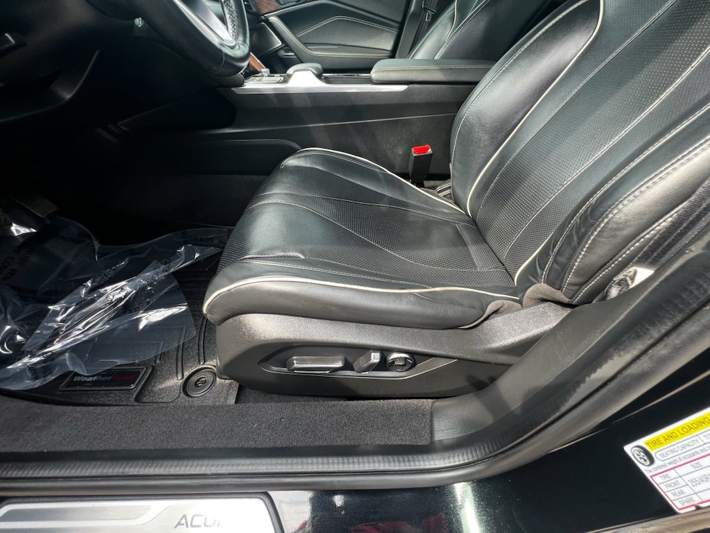 2021 Acura TLX w/Advance Package