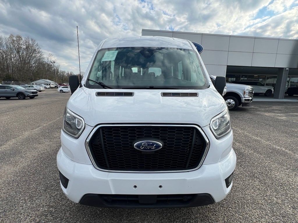 2023 Ford Transit Wagon XLT