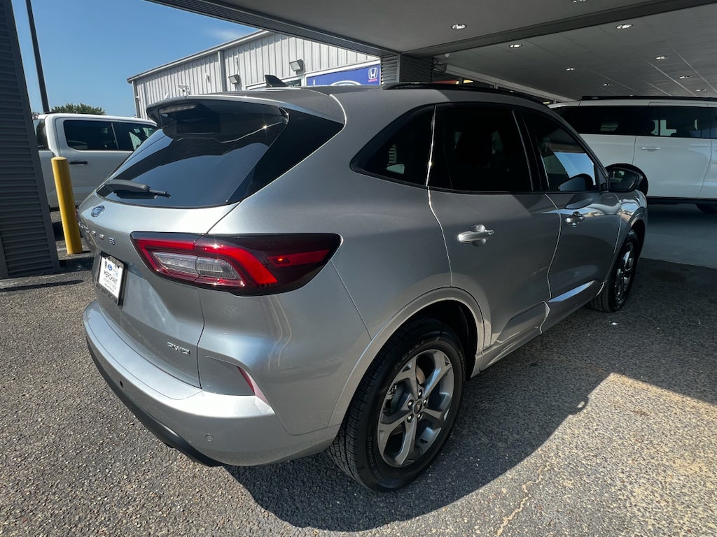 2023 Ford Escape ST-Line Select
