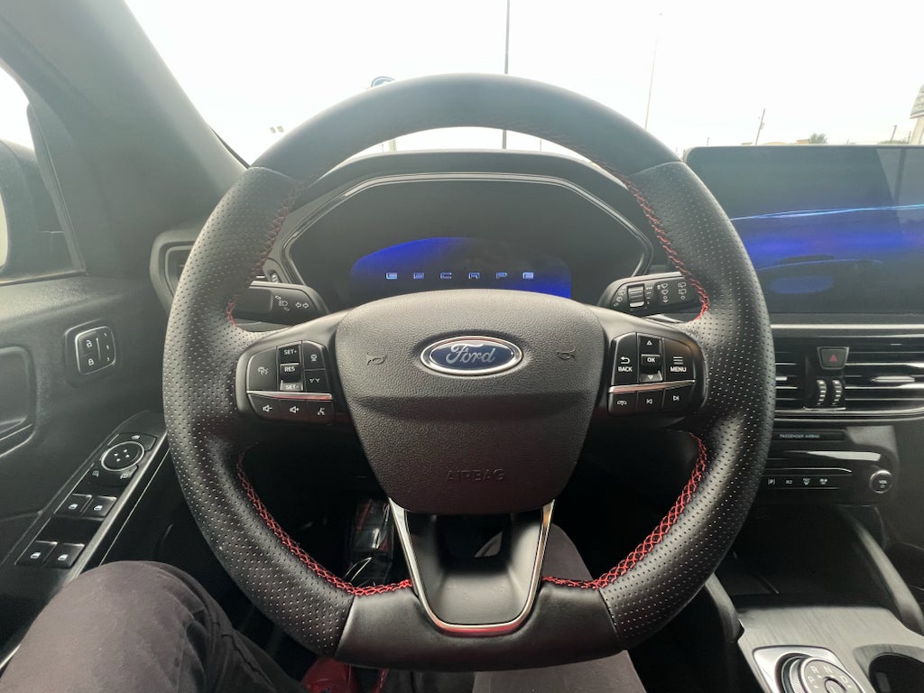 2025 Ford Escape ST-Line Elite