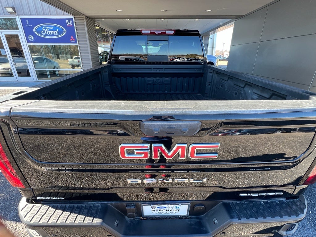 2025 GMC Sierra Denali