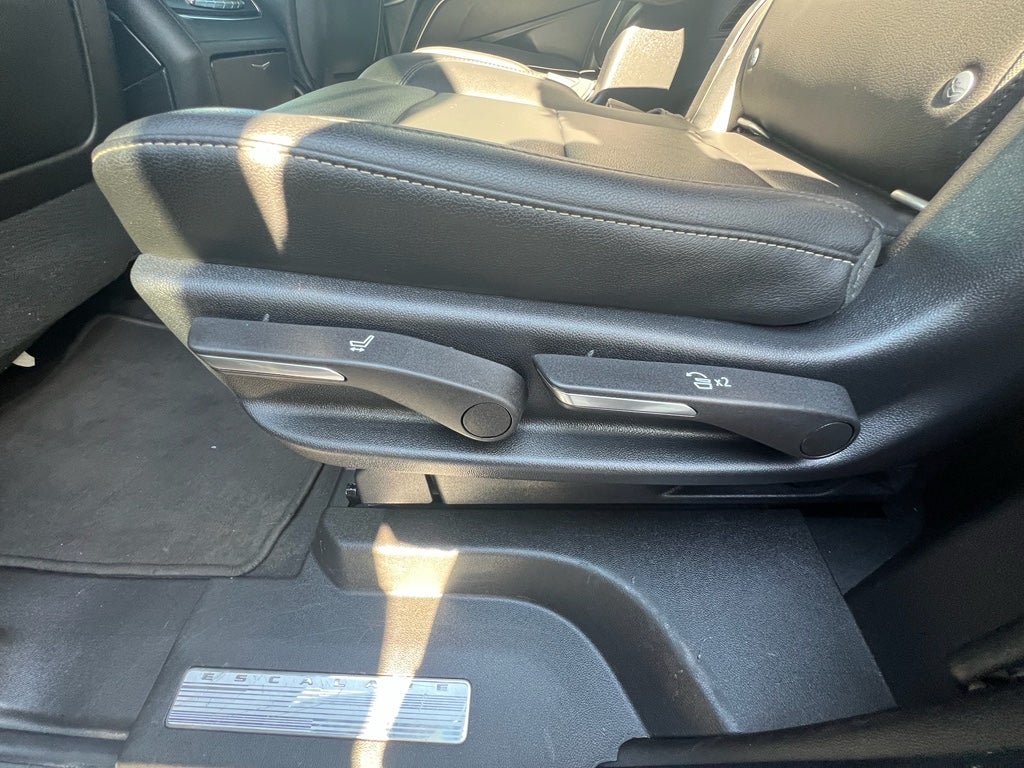 2021 Cadillac Escalade Luxury