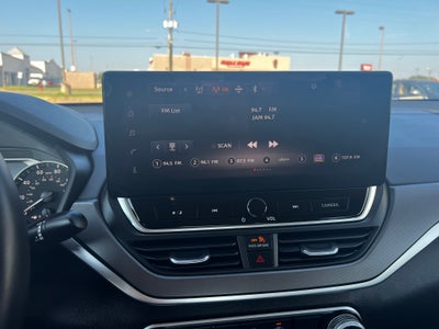 2026 Nissan Altima SR