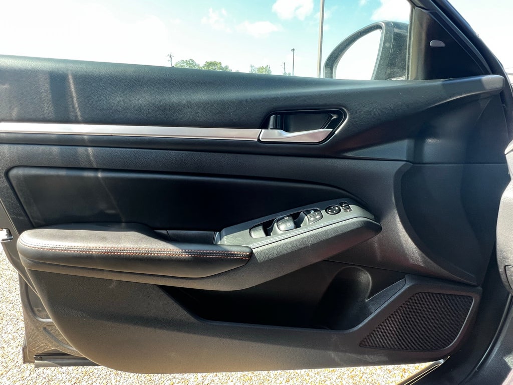 2026 Nissan Altima SR