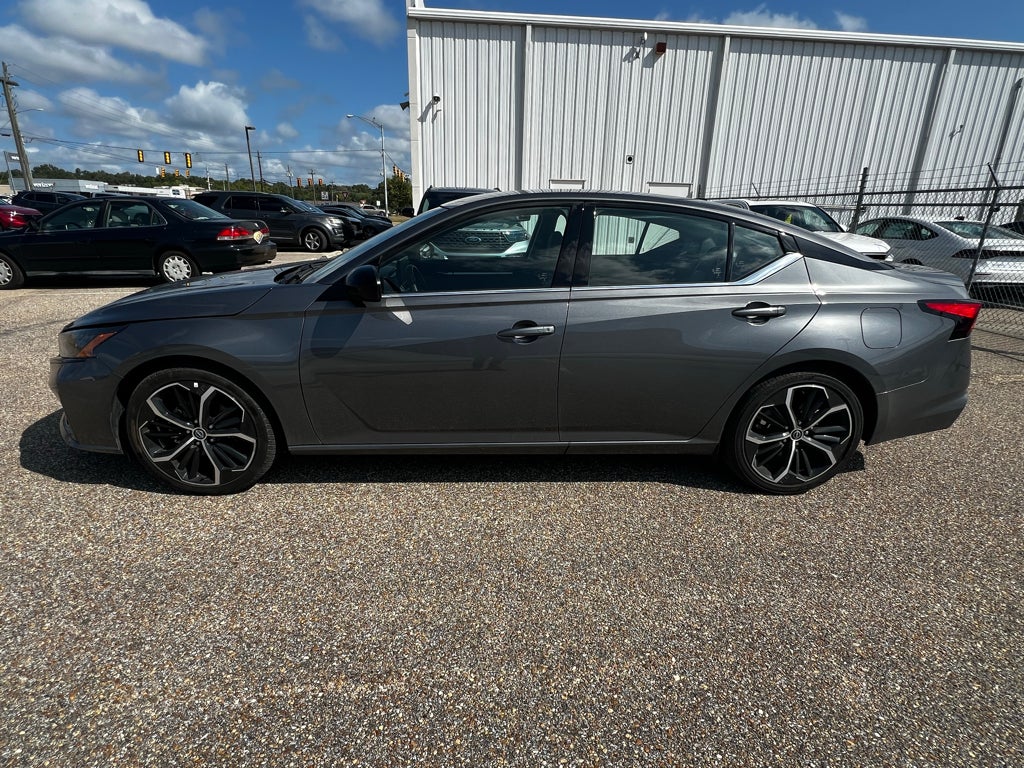 2026 Nissan Altima SR