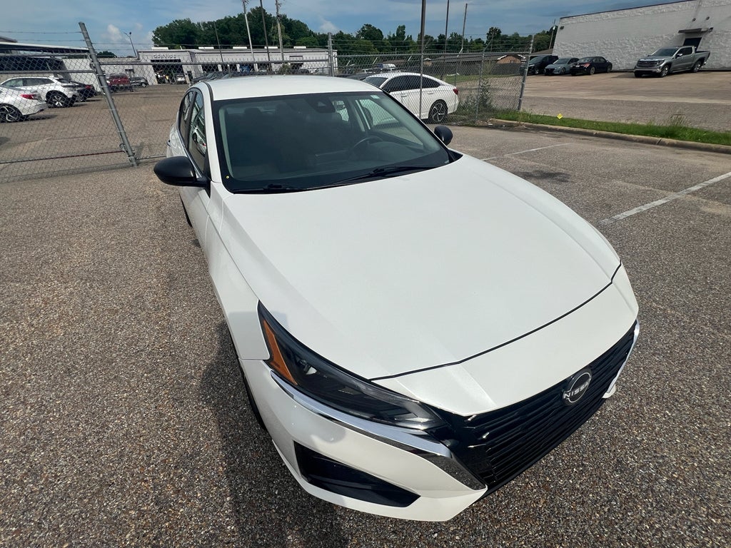 2025 Nissan Altima SV