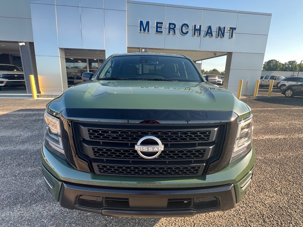 2024 Nissan Titan SV