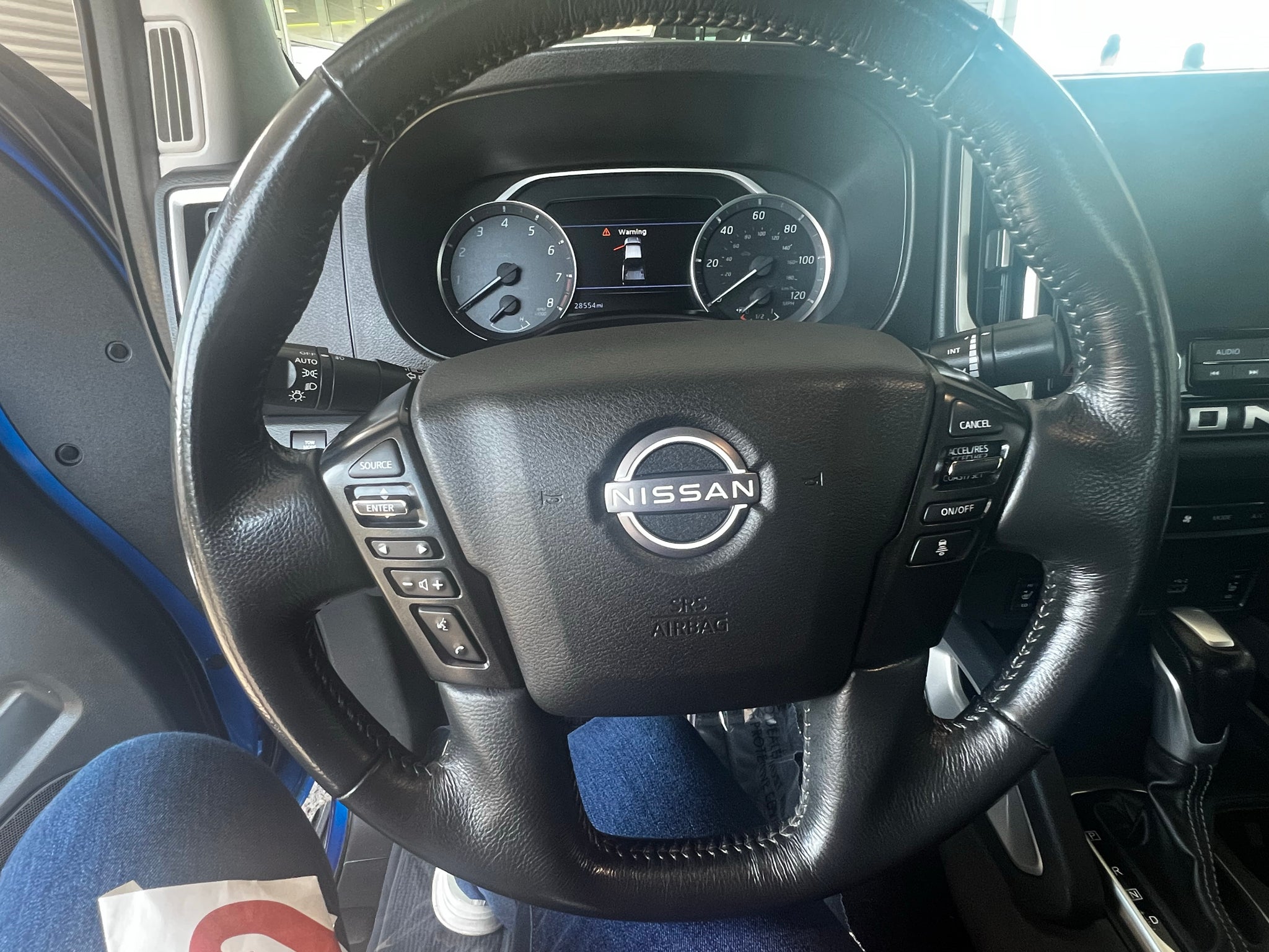 2025 Nissan Frontier SL