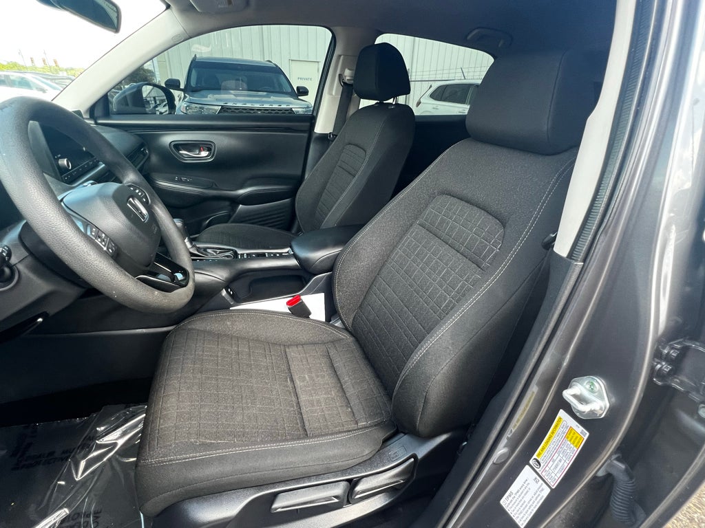 2025 Honda HR-V LX