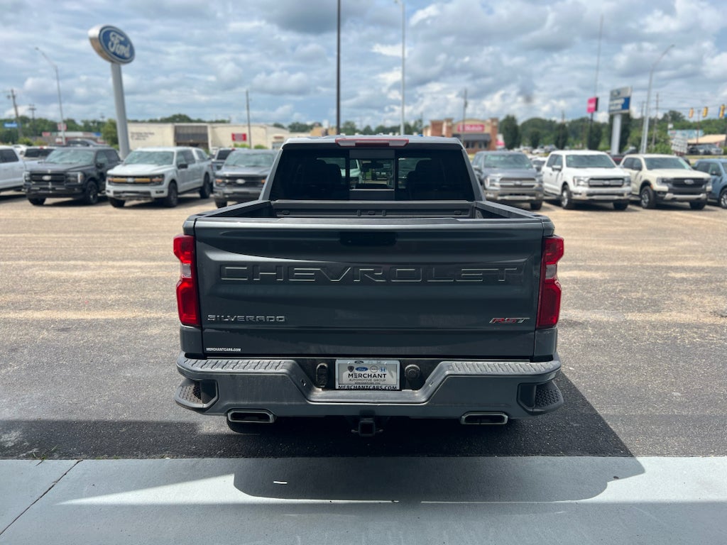 2021 Chevrolet Silverado RST